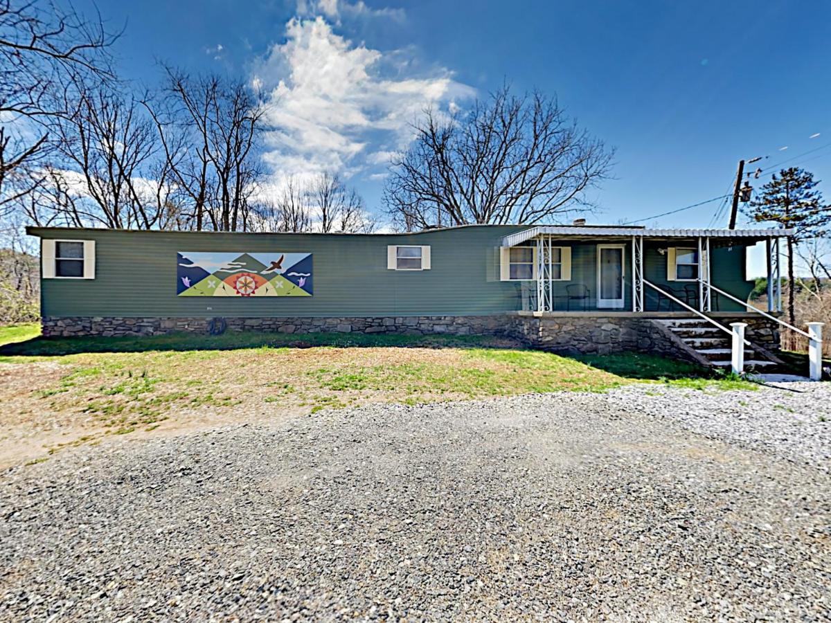 Serenity Views Bungalow - Close To City And Parkway! Villa Weaverville Exterior photo